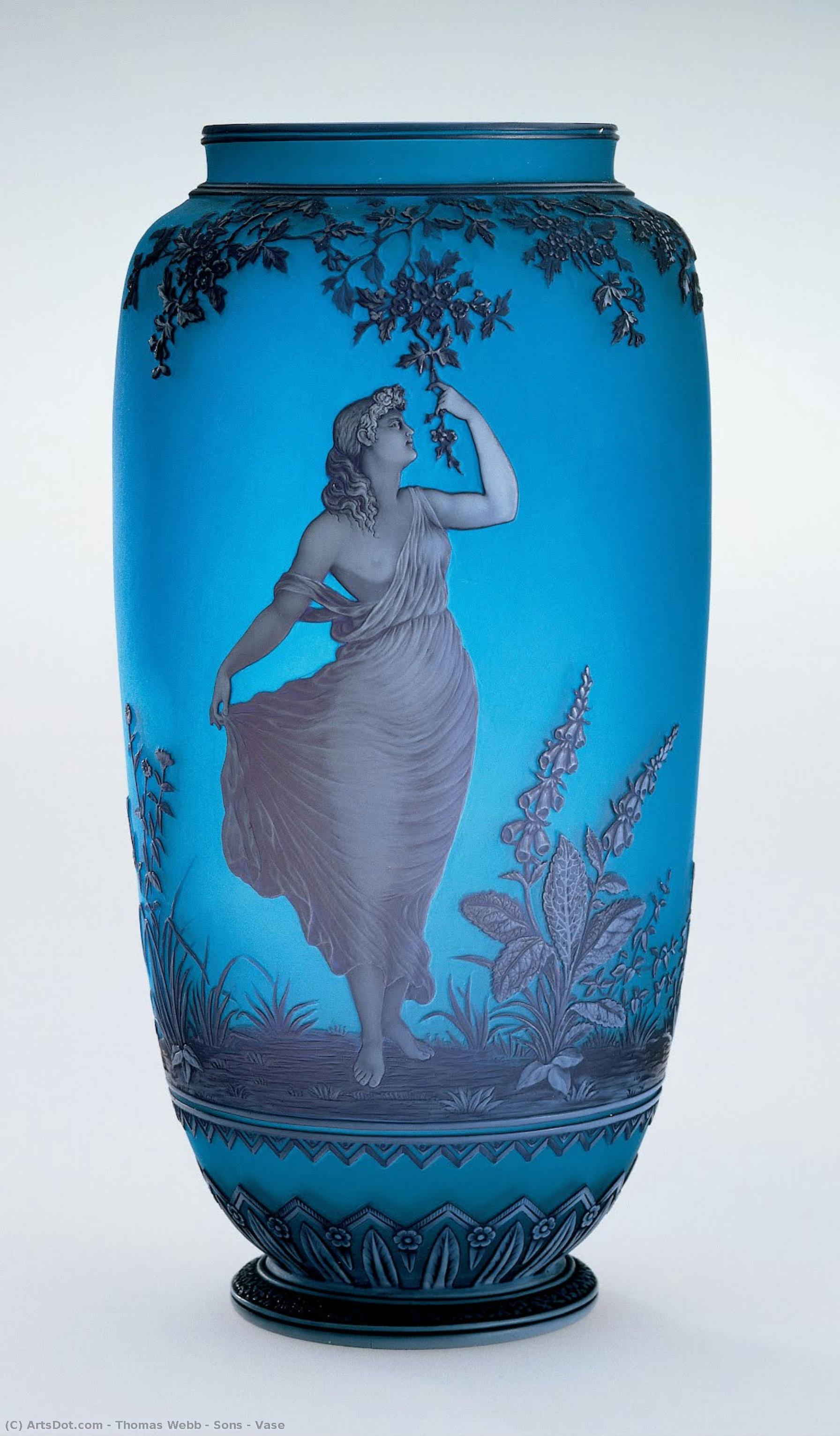 Vase — Thomas Webb & Sons