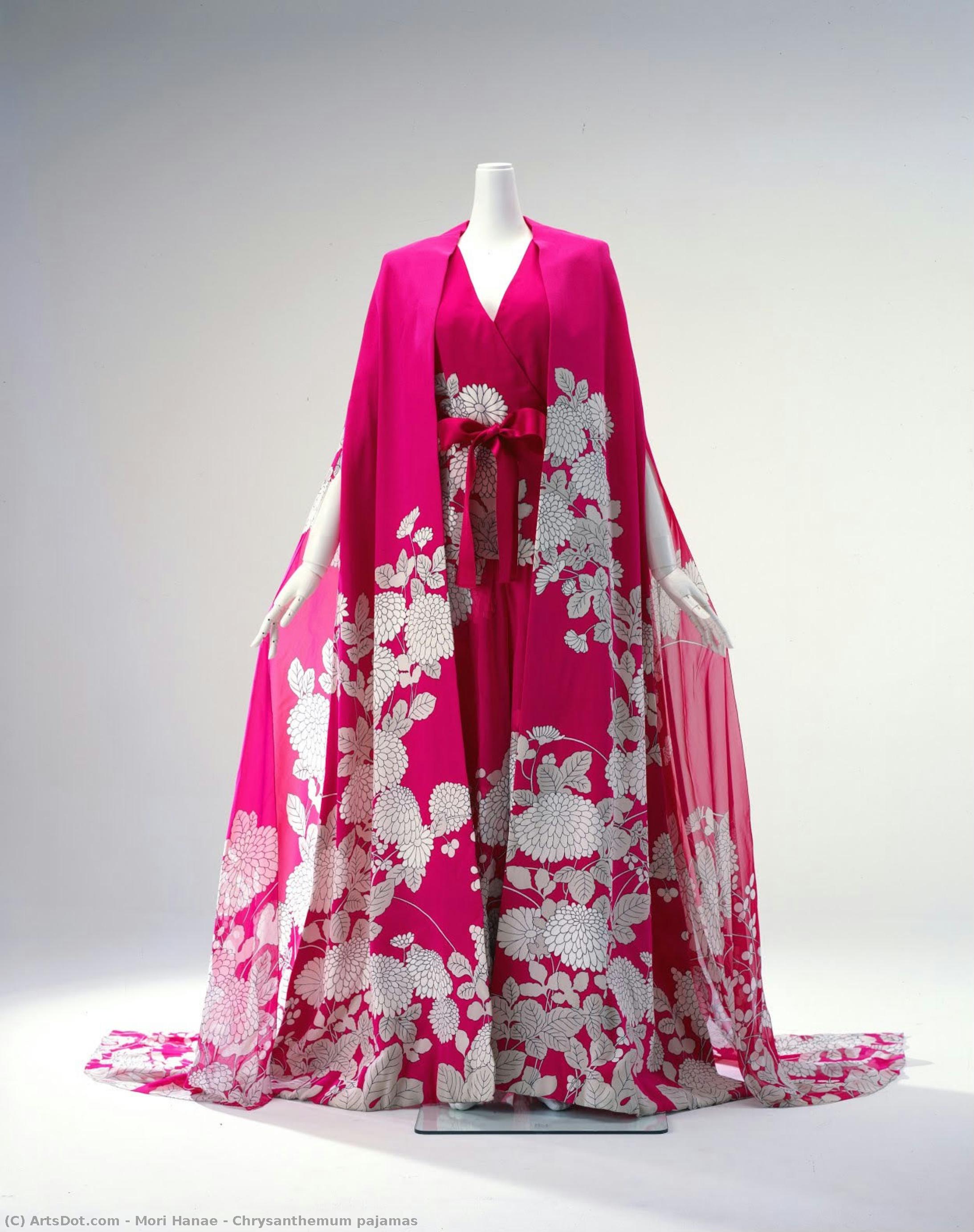 Hanae Mori - Chrysanthemum pajamas